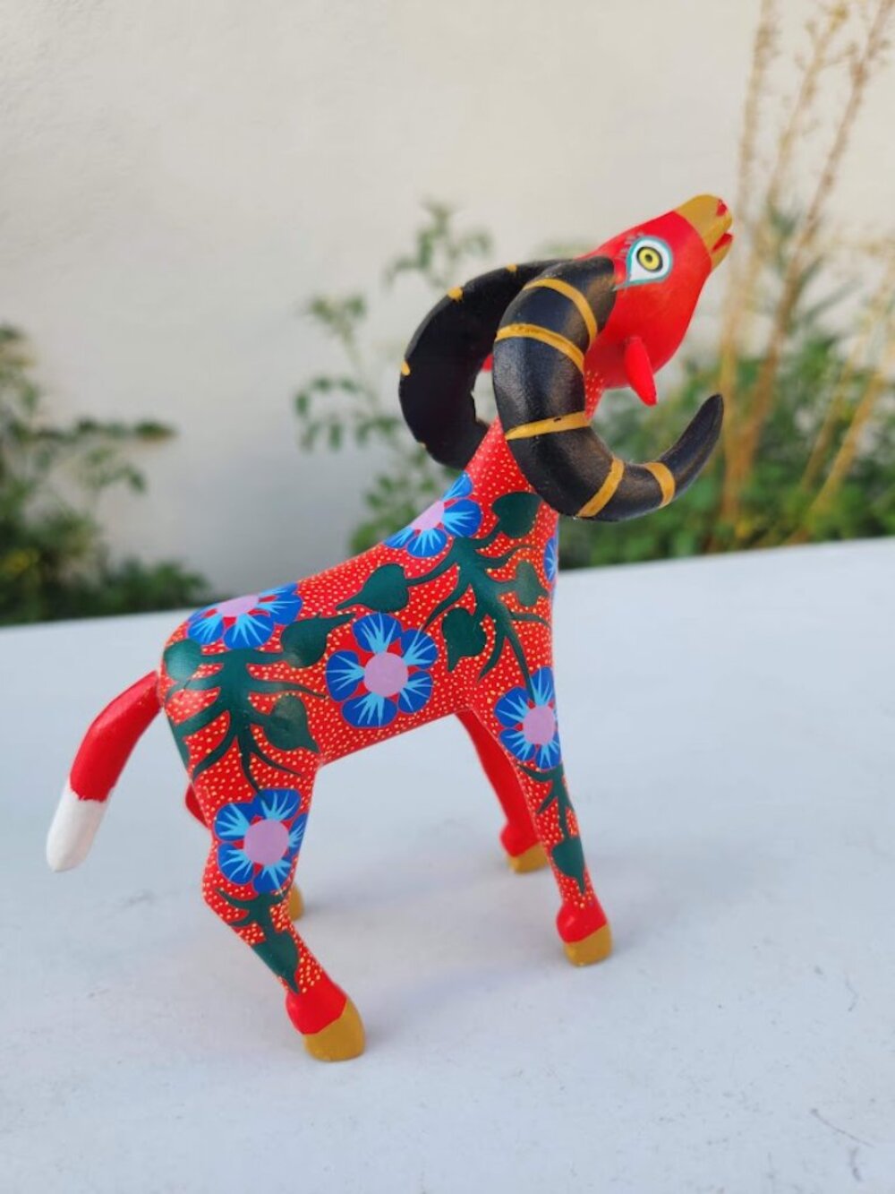 Authentic Oaxacan Alebrije Ram Wood Carving - Hand-Painted Mexican Folk Art 5.5" - Picture 5 of 11